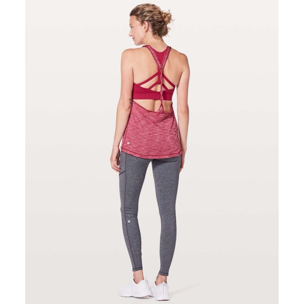 Lululemon Twist & Toil Heathered Ruby Red Sweat Wicking Sports Bra Tank Top 10 - Picture 3 of 8
